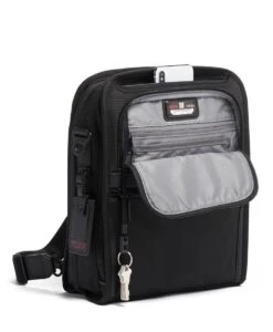 Tumi ALPHA Medium Travel Tote BLACK -Tumi 117311 1041 hi res alt2 3