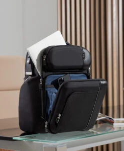 Tumi ARRIVÉ Barker Backpack BLACK 17 Tumi ARRIVÉ Barker Backpack BLACK -Tumi 117328 1041 hi res bg 1