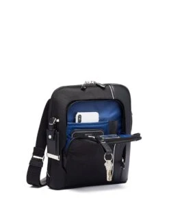 Tumi ARRIVÉ Olten Crossbody BLACK -Tumi 117329 1041 hi res alt2 3