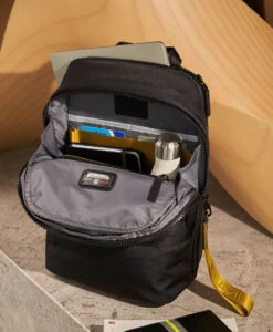 Tumi TAHOE Nottaway Backpack BLACK -Tumi 125358 1041 hi res bg 8