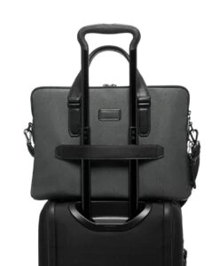 Tumi HARRISON Sycamore Slim Brief GRAPHITE 9 Tumi HARRISON Sycamore Slim Brief GRAPHITE -Tumi 142076 1374 hi res alt5 6
