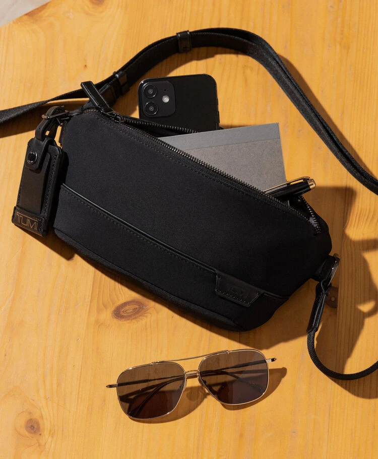 Tumi HARRISON Daven Waist Pack BLACK 6 Tumi HARRISON Daven Waist Pack BLACK - Image 4