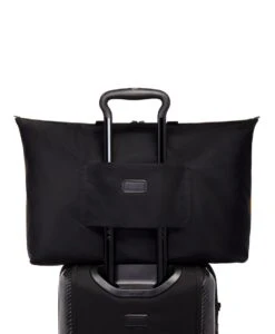 TUMI I MCLAREN Just In Case Tote BLACK -Tumi 148490 1041 hi res alt3 4